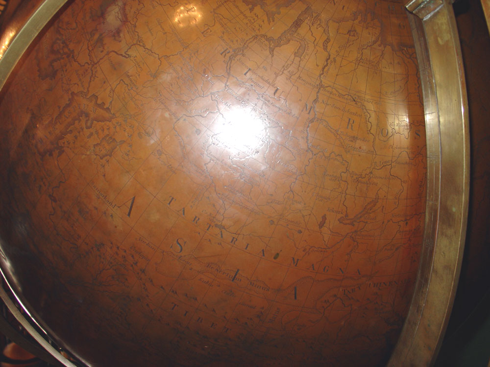 Медный глобус в в Оружейной палате, Москва