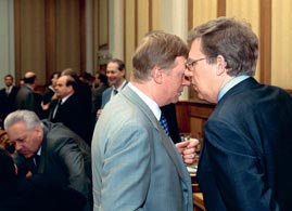 Тайные общества Запада не прекращают свою кропотливую и неспешную работу по обретению элитной агентуры влияния в нашей стране